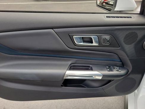 Used 2024 Ford Mustang GT Premium image 17