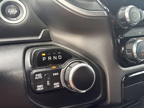 Used 2019 RAM 1500 Big Horn AWD/4WD image 29