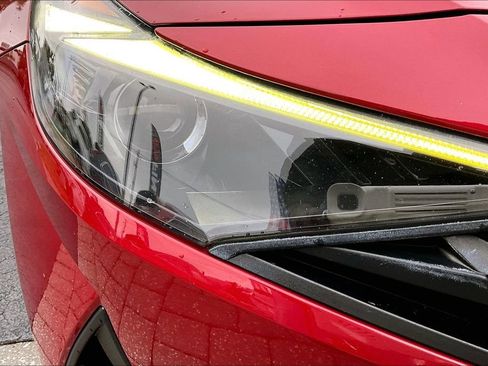 Used 2021 Hyundai Elantra SEL image 28