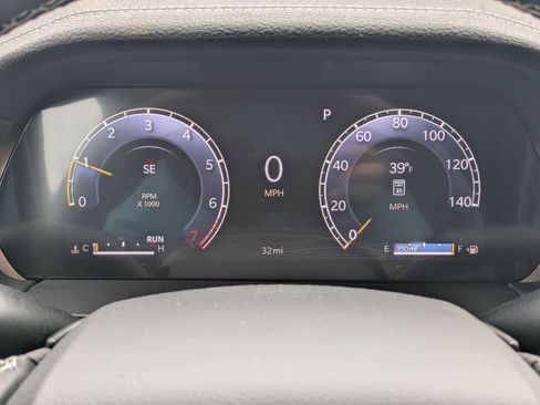 New 2026 Jeep Grand Cherokee Altitude AWD/4WD image 10