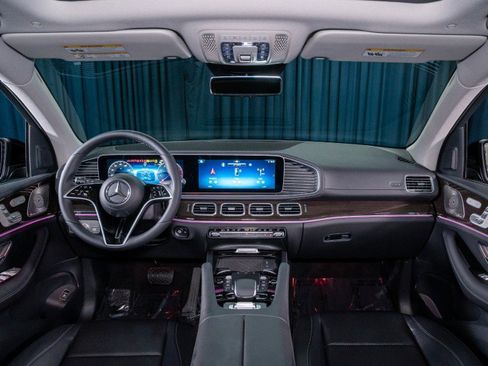 New 2026 Mercedes-Benz GLS 450 4MATIC image 12