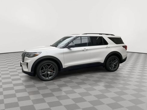 Used 2026 Ford Explorer ST w/ Sun And Sound Package AWD/4WD image 40