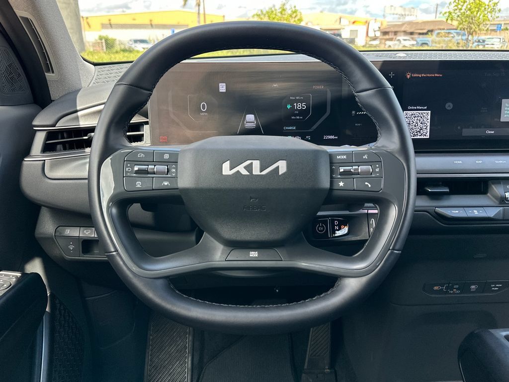 Used 2024 Kia EV9 Light Long Range RWD image 15