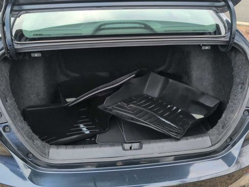 Used 2019 Honda Insight Touring image 33