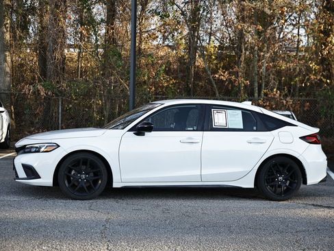 Used 2022 Honda Civic Sport image 2