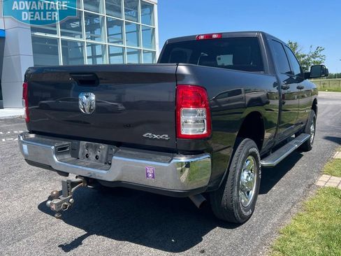 Used 2022 RAM 2500 Tradesman w/ Chrome Appearance Group AWD/4WD image 4
