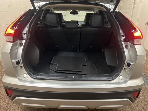 Used 2024 Mitsubishi Eclipse Cross SE image 11