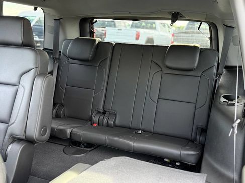 Used 2019 Chevrolet Tahoe LT w/ Luxury Package AWD/4WD image 21