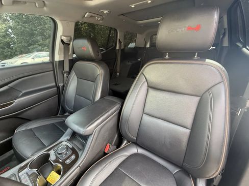 Used 2021 GMC Acadia AT4 w/ Trailering Package AWD/4WD image 8