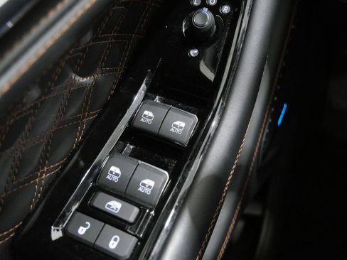 Used 2023 Jeep Grand Cherokee L Summit AWD/4WD image 14
