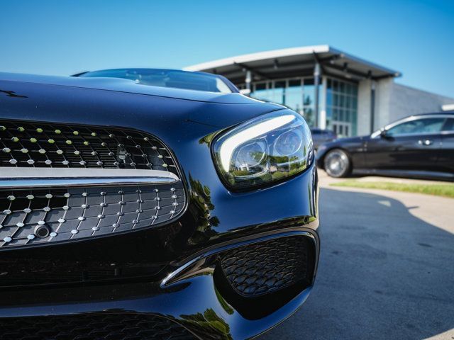 Used 2017 Mercedes-Benz SL 550 image 6