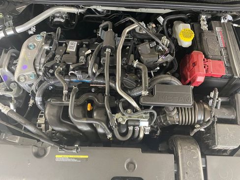 Certified 2025 Nissan Sentra SR w/ Midnight Edition image 33