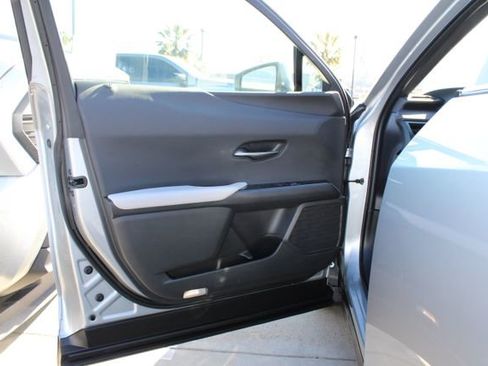 Certified 2025 Lexus UX 300h 300h image 11