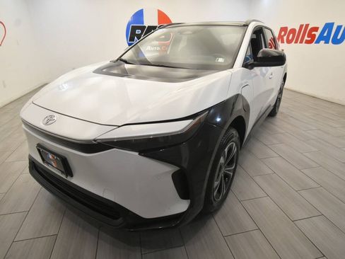 Used 2023 Toyota bZ4X AWD w/ Weather Package image 1