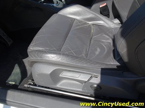 Used 2008 Volkswagen R32 AWD/4WD image 27