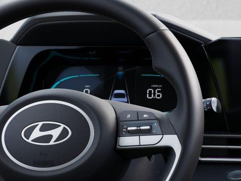 New 2026 Hyundai Elantra SEL Sport FWD image 14