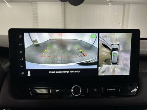 Used 2025 Mitsubishi Outlander SEL AWD/4WD image 15