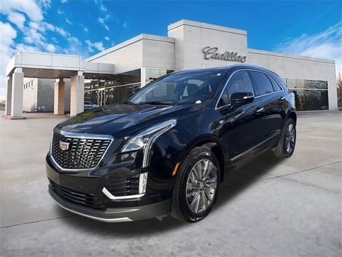 Certified 2025 Cadillac XT5 Premium Luxury image 7