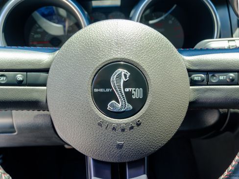 Used 2007 Ford Mustang Shelby GT500 RWD image 19