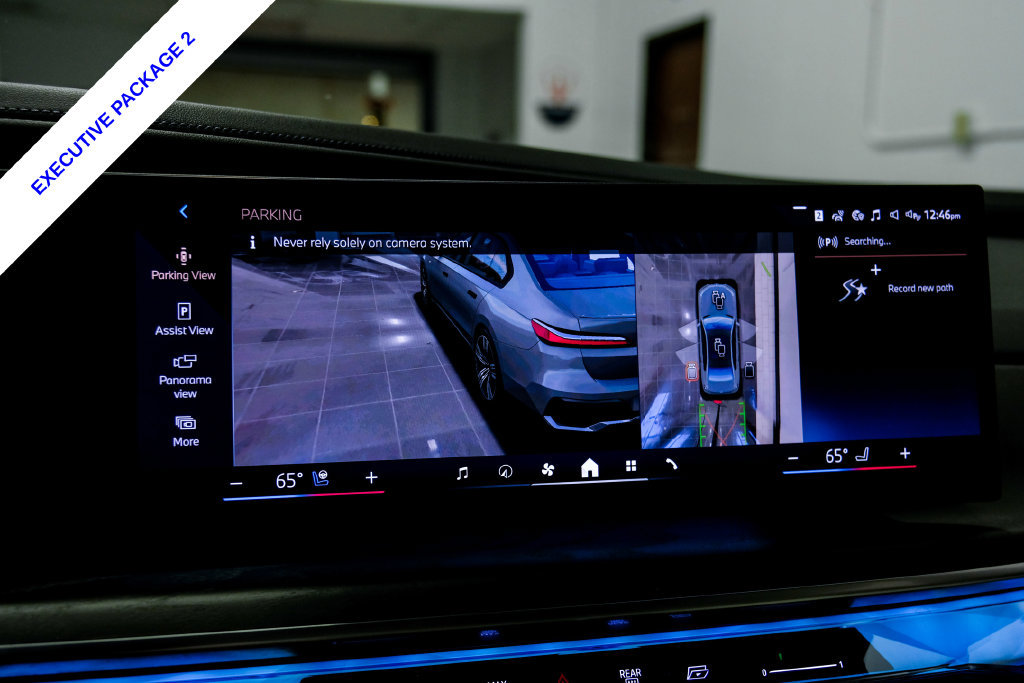 Used 2023 BMW i7 xDrive60 AWD/4WD image 27
