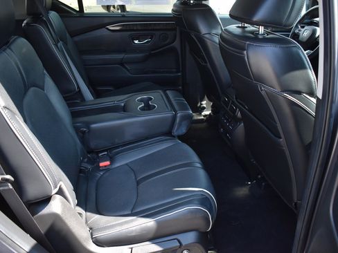 Used 2023 Honda Pilot Elite image 16