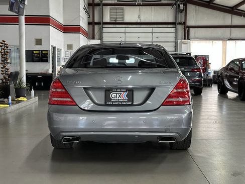 Used 2011 Mercedes-Benz S 550 4MATIC image 3