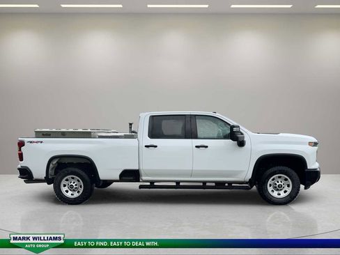 Used 2024 Chevrolet Silverado 3500 W/T w/ WT Convenience Package AWD/4WD image 2