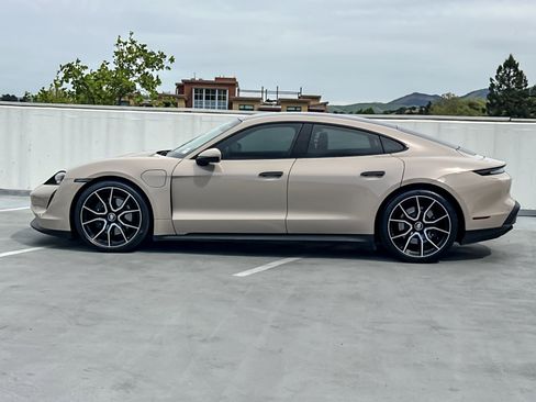 Certified 2024 Porsche Taycan image 2