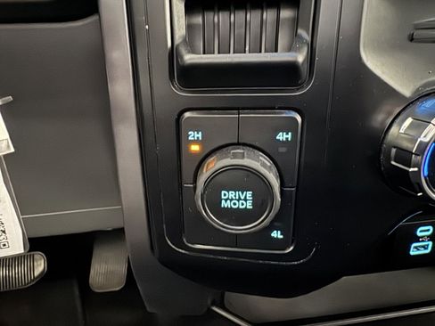 Used 2024 Ford F150 XLT image 17