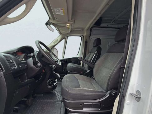 Used 2019 RAM ProMaster 2500 w/ Interior Convenience Group image 12