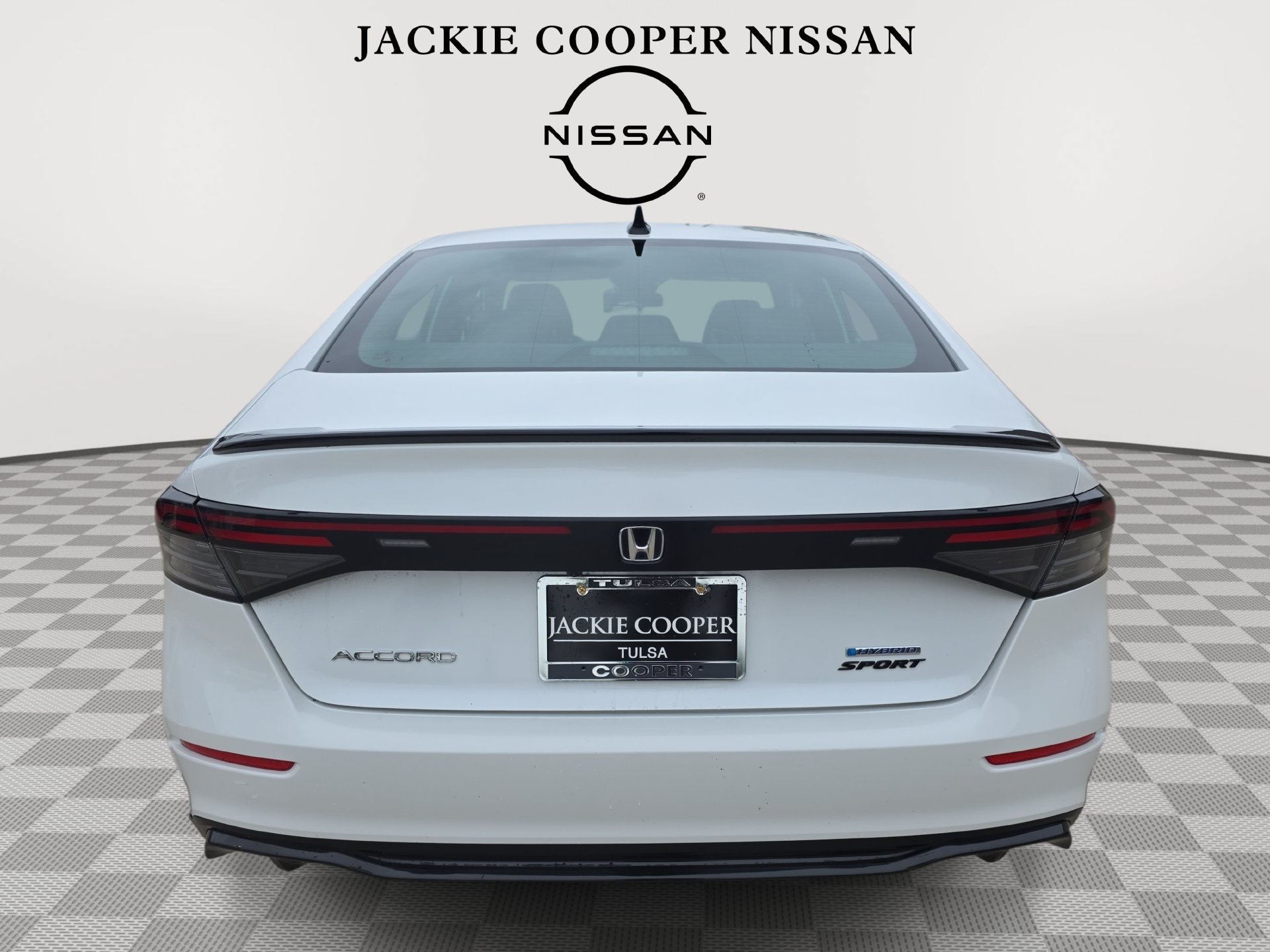 Used 2023 Honda Accord Sport image 6
