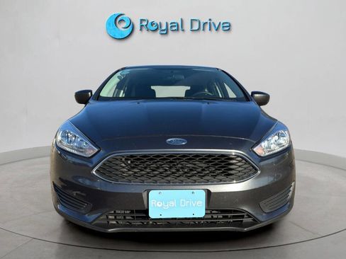 Used 2018 Ford Focus SE image 9