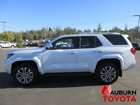 New 2026 Toyota 4Runner Limited image 6