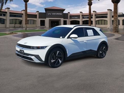 Certified 2025 Hyundai Ioniq 5 SEL RWD image 4