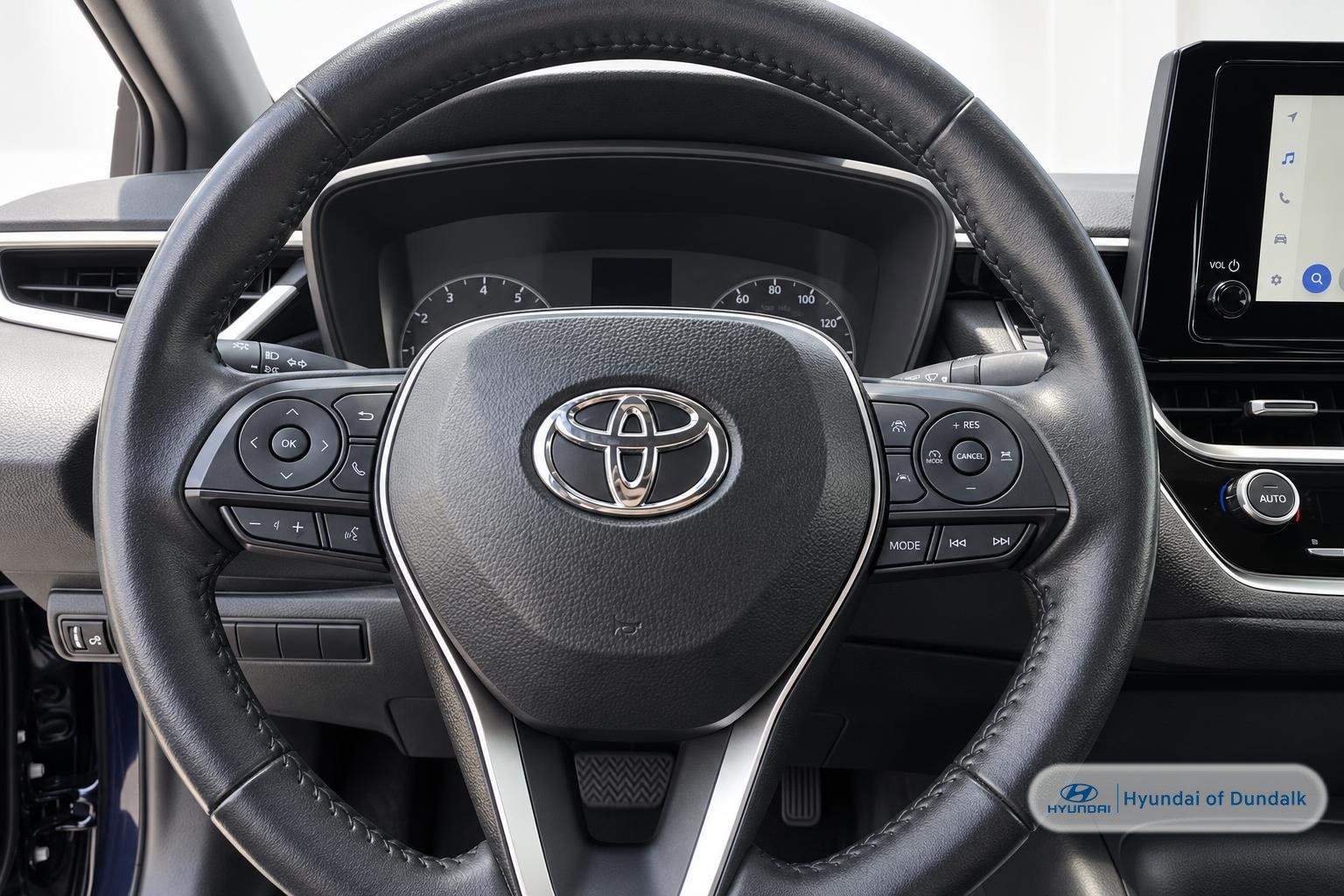 Used 2025 Toyota Corolla SE FWD image 10