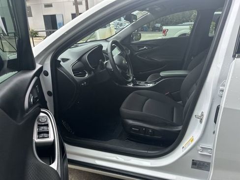 Used 2023 Chevrolet Malibu RS image 14