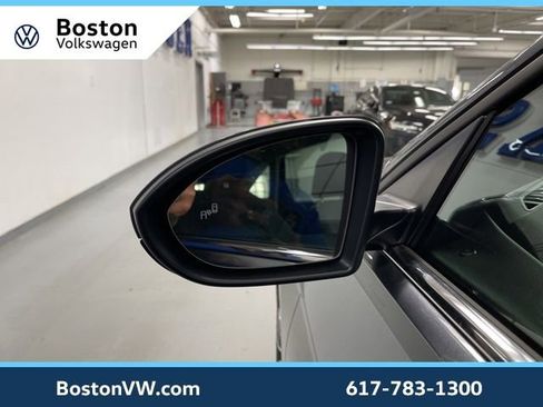 New 2026 Volkswagen Jetta SE FWD image 13