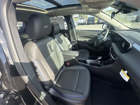 New 2026 Buick Encore GX Sport Touring w/ Advanced Technology Package image 21