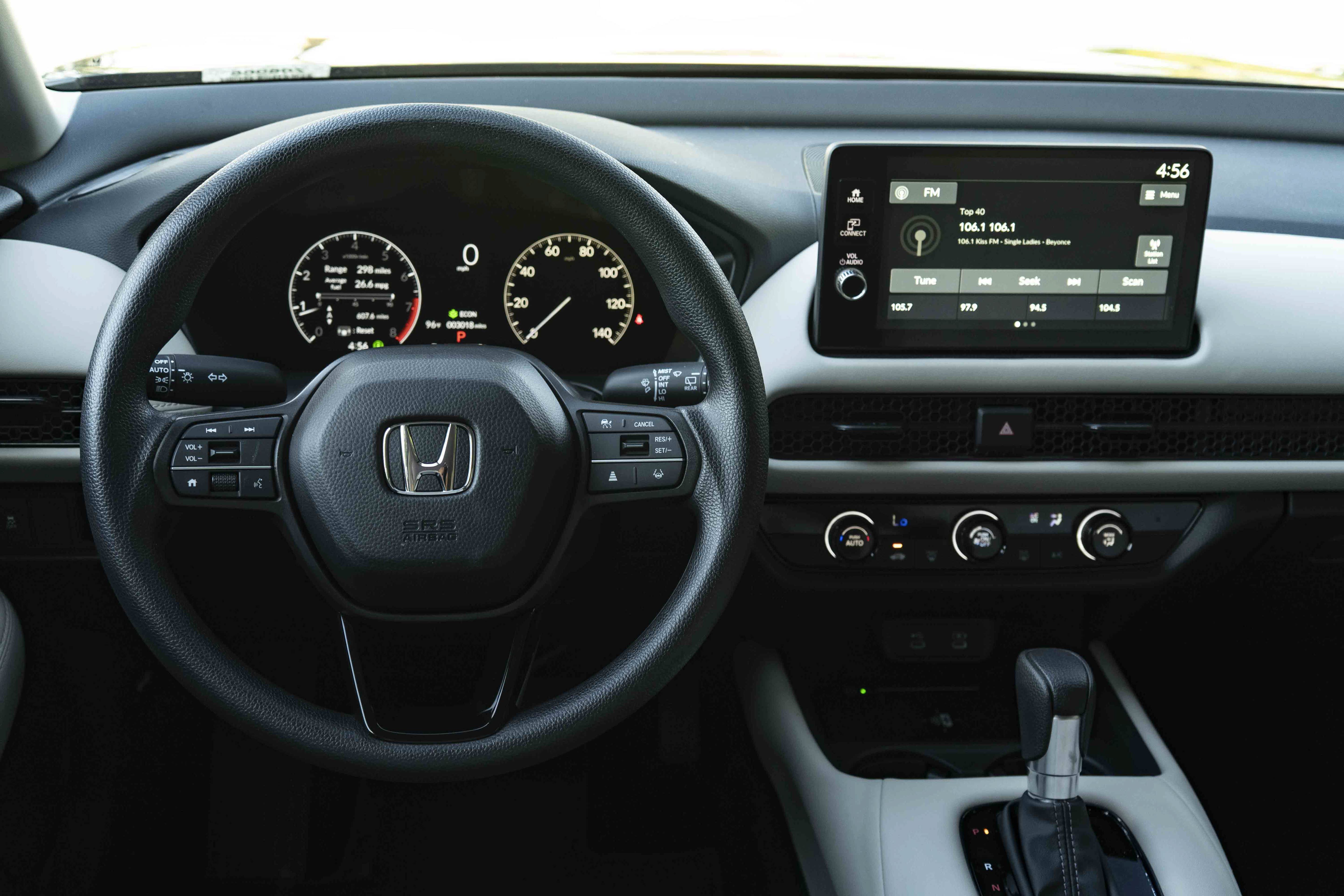 Used 2027 Honda HR-V LX image 19