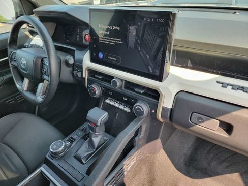 Used 2024 Toyota Tacoma TRD Sport w/ TRD Sport Upgrade Package AWD/4WD image 18