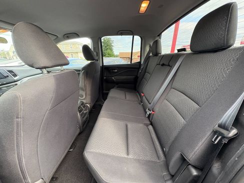 Used 2019 Honda Ridgeline RT image 11
