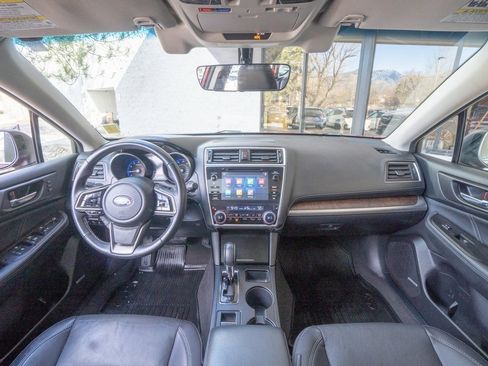 Used 2018 Subaru Outback 2.5i Limited image 15
