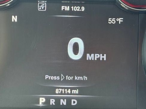Used 2019 RAM 1500 Classic SLT w/ Black Appearance Group AWD/4WD image 22