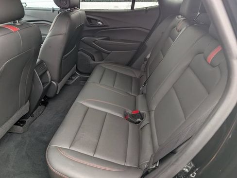 Used 2025 Chevrolet Trax RS w/ Driver Confidence Package FWD image 26