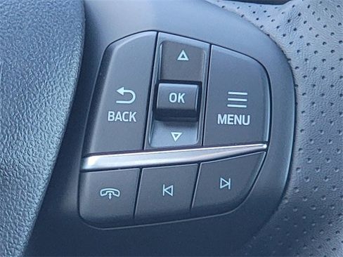 Certified 2025 Ford Escape ST-Line Elite w/ Premium Technology Package image 34