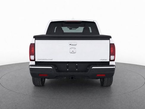 Used 2017 Honda Ridgeline RTL-E image 3