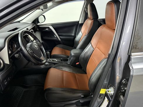 Used 2016 Toyota RAV4 XLE image 9