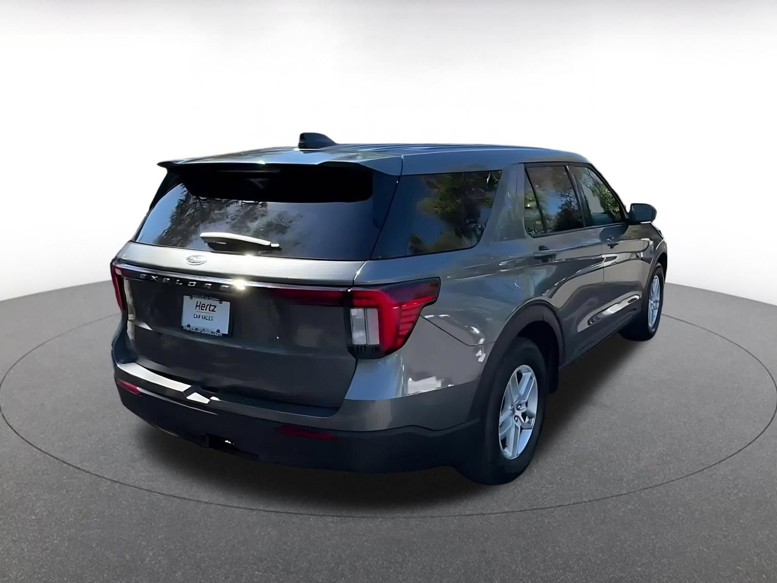 Used 2026 Ford Explorer Active RWD image 14