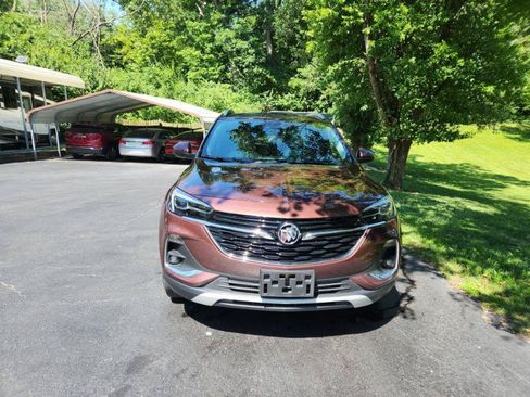Used 2023 Buick Encore GX Essence w/ Experience Buick Package FWD image 3