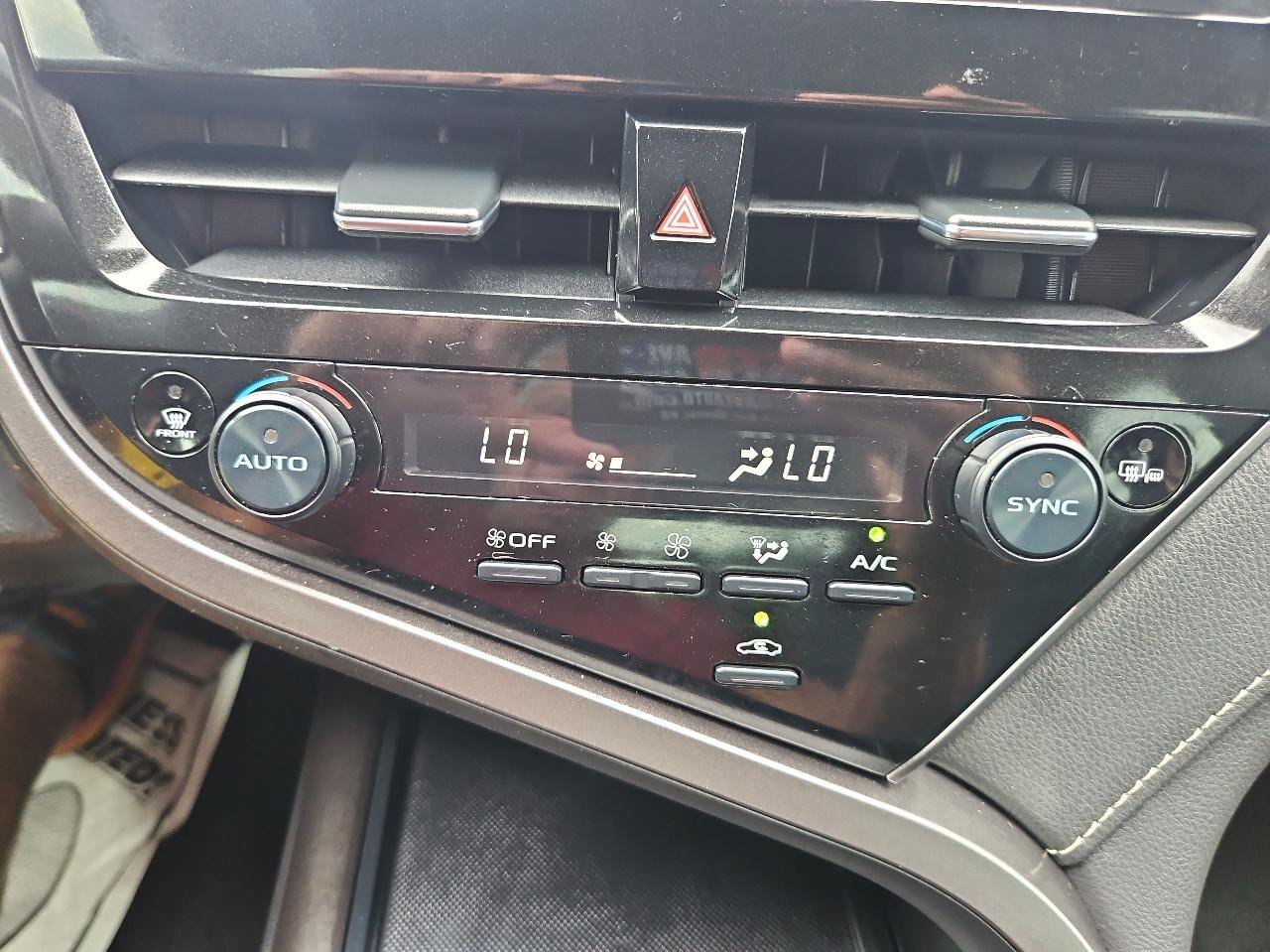 Used 2023 Toyota Camry SE FWD image 31